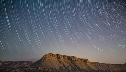 随机国足0_0战平中国香港，晋级形势堪忧，国足7-0香港