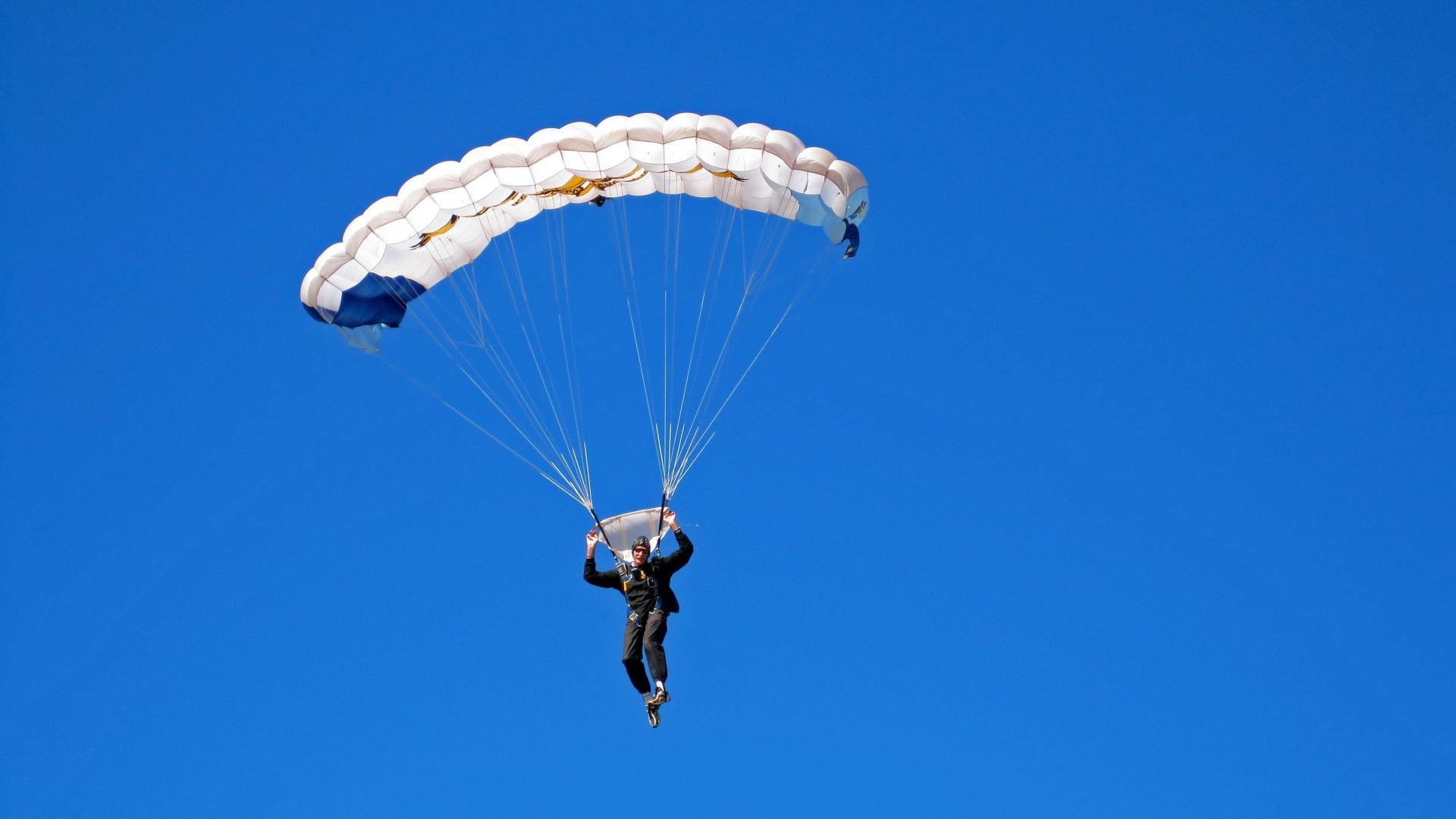 爱游戏体育平台-城市马拉松赛首次结合文旅夜跑系列项目，城市马拉松活动策划方案